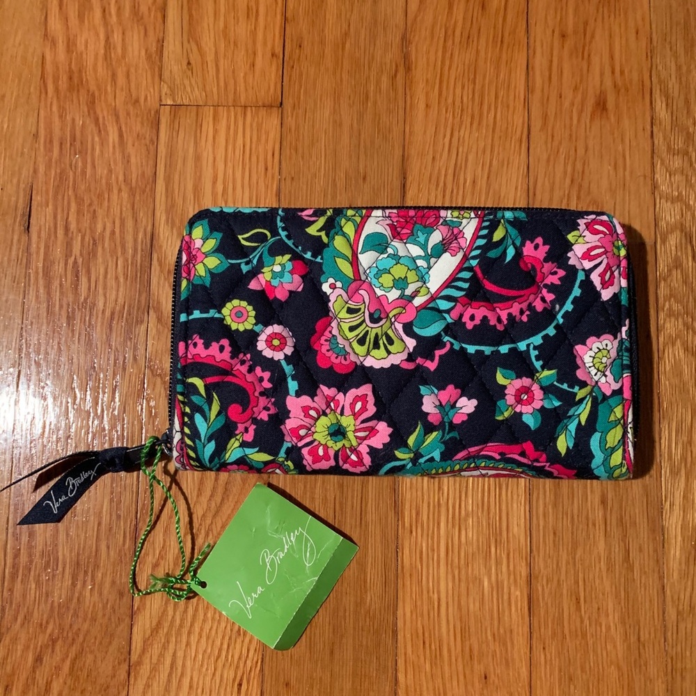 Vera Bradley Accordion Wallet - Petal Paisley